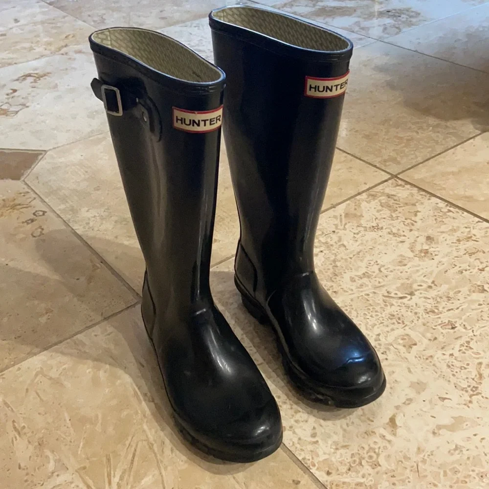 Hunter Boots - Picture 1 of 6